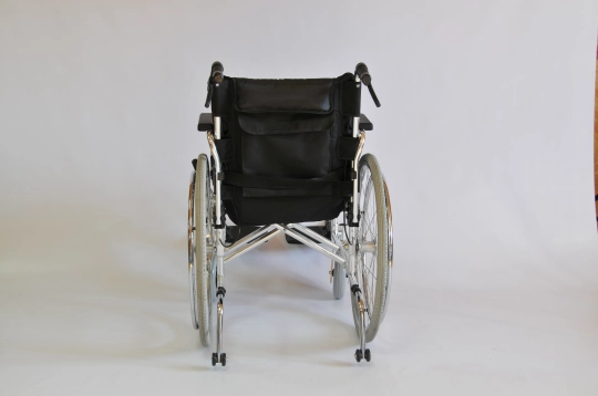 Кресло-коляска инвалидная механическая FS 908 LJ (41 см) колеса пневмо - 3